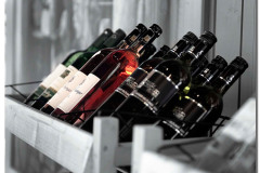 winebottles-602697310-O