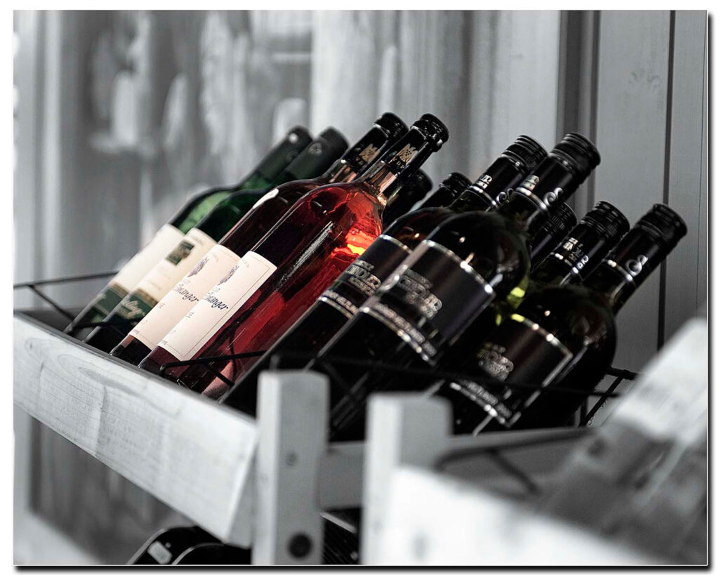 winebottles-602697310-O